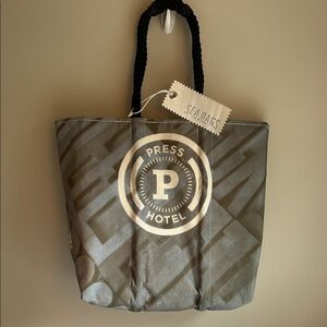 NWT Sea Bags of Maine Stylish Gray & Cream Tote Bag